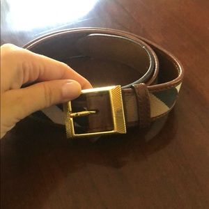 Burberry Leather belt
